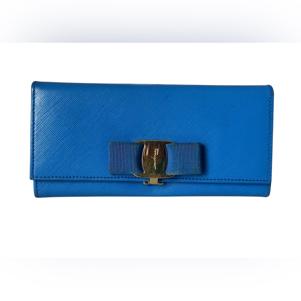 Salvatore Ferragamo Vara Bow Leather Continental Wallet